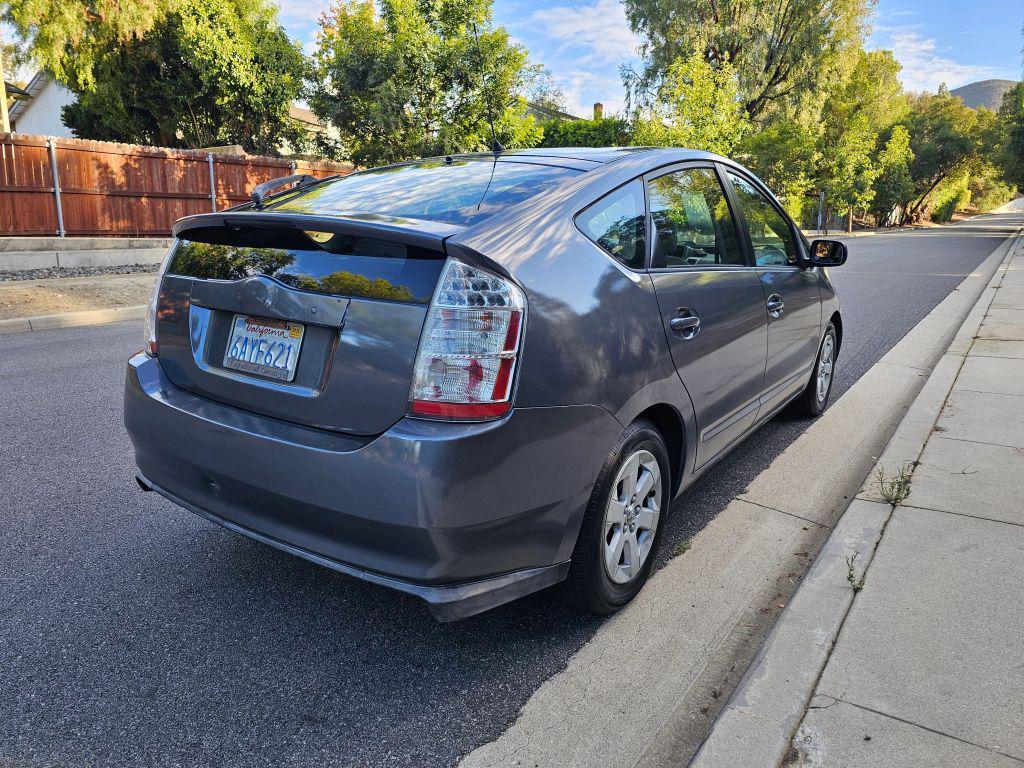 used 2007 Toyota Prius car, priced at $7,999