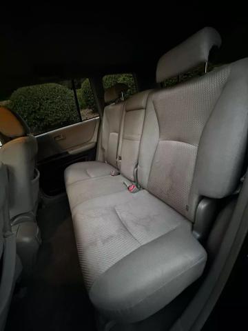 used 2004 Toyota Highlander car, priced at $7,995