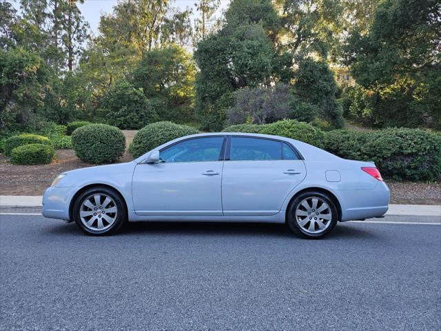used 2005 Toyota Avalon car, priced at $4,999