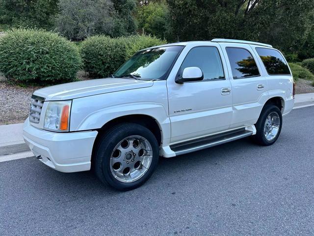 used 2002 Cadillac Escalade car, priced at $6,995