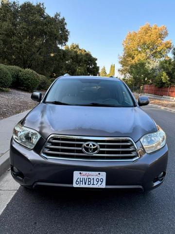 used 2009 Toyota Highlander car, priced at $11,999