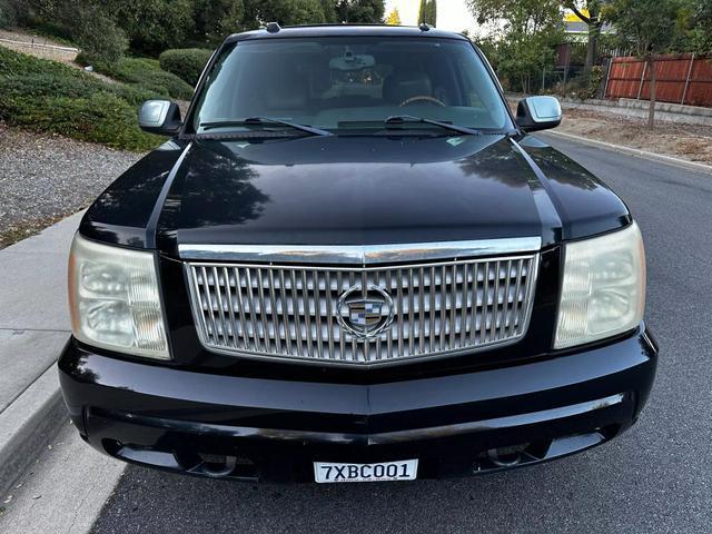 used 2004 Cadillac Escalade car, priced at $6,899