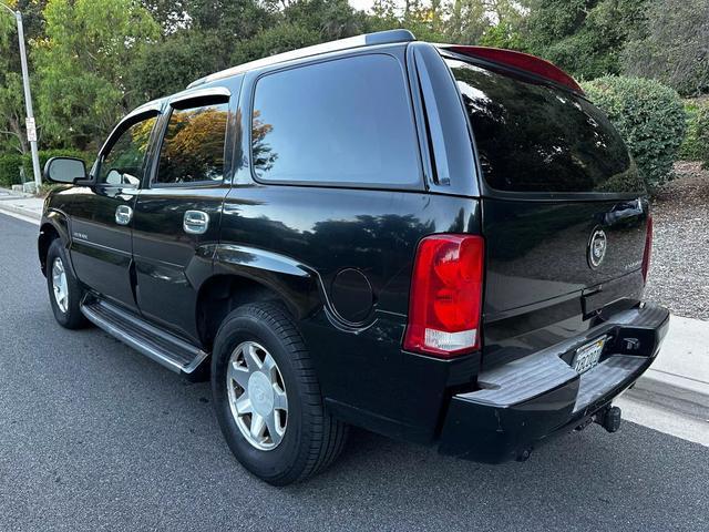 used 2004 Cadillac Escalade car, priced at $6,899