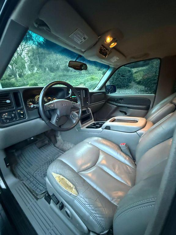 used 2003 GMC Yukon car, priced at $7,295