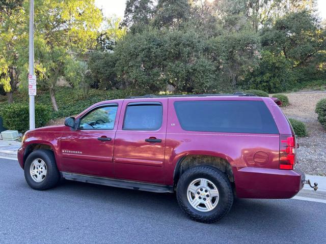 used 2007 Chevrolet Suburban car, priced at $6,495