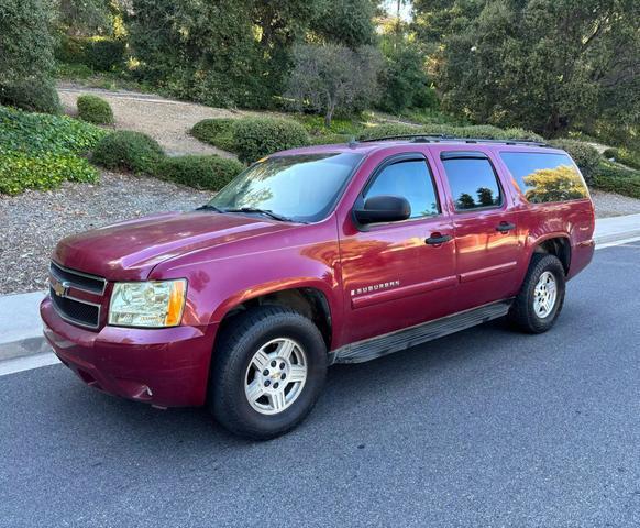 used 2007 Chevrolet Suburban car, priced at $6,495