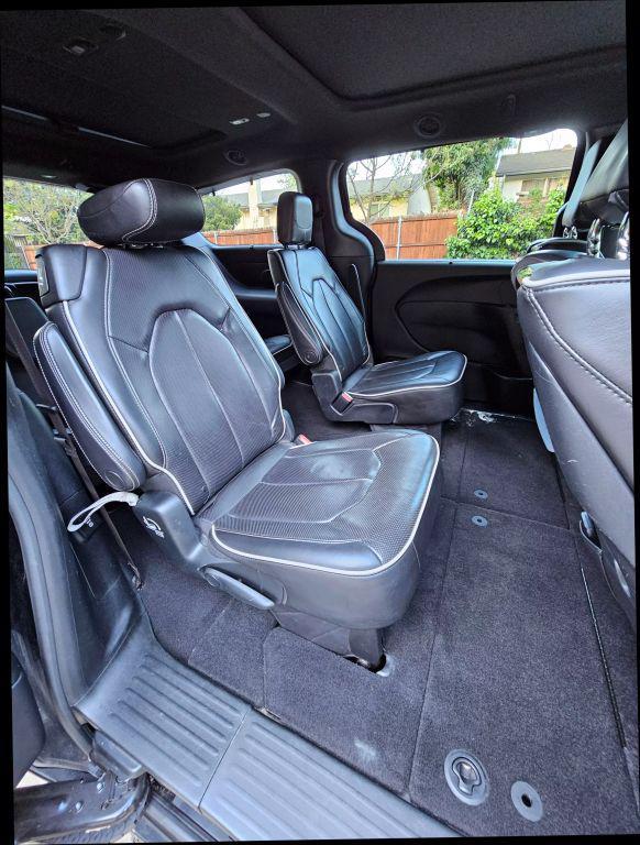 used 2018 Chrysler Pacifica car, priced at $17,995