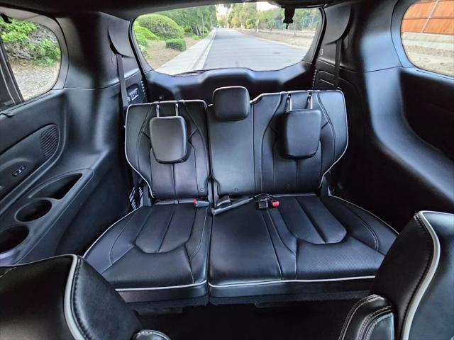 used 2018 Chrysler Pacifica car, priced at $17,995