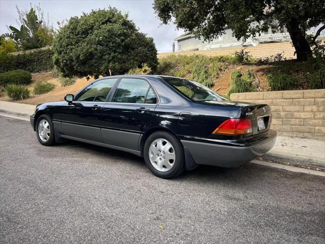 used 1998 Acura RL car, priced at $7,795