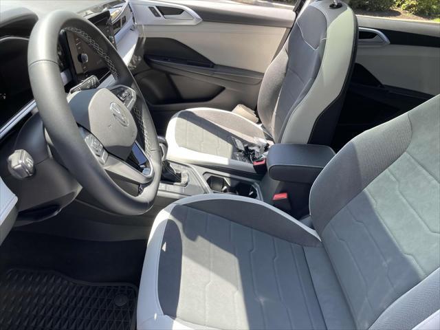 new 2025 Volkswagen Taos car, priced at $31,115