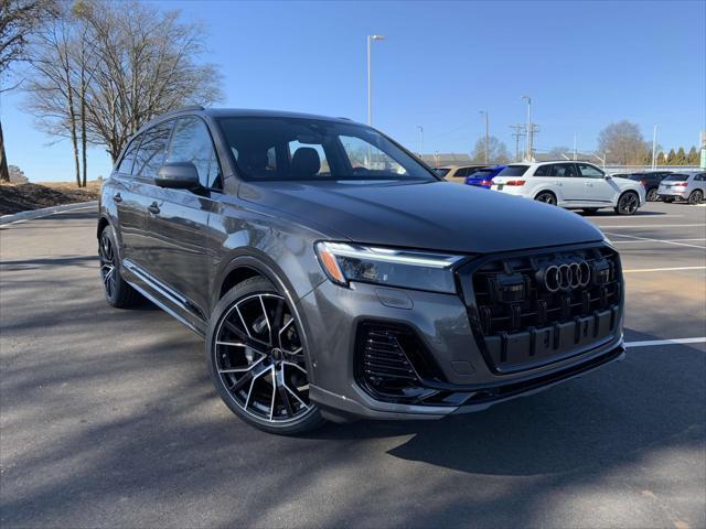 new 2025 Audi Q7 car, priced at $77,890