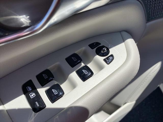 new 2025 Volvo XC90 Plug-In Hybrid car, priced at $88,195