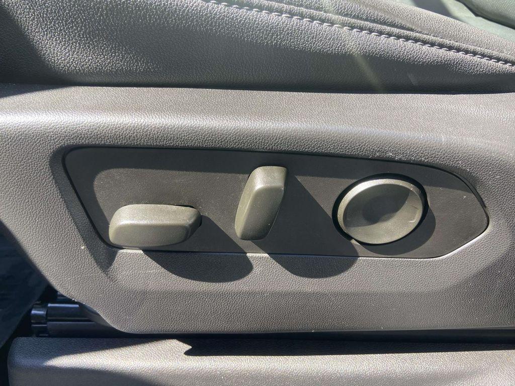 used 2023 GMC Sierra 1500 car, priced at $43,499