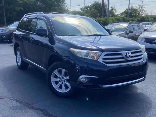 used 2013 Toyota Highlander car, priced at $14,999