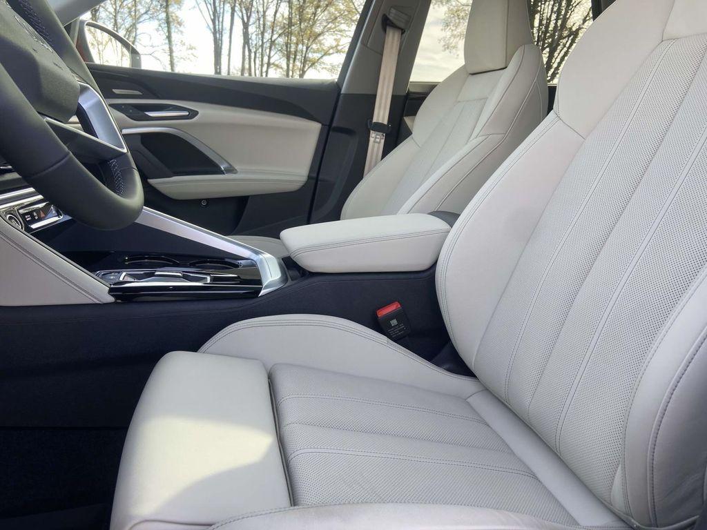 new 2025 Audi Q5 car, priced at $60,860