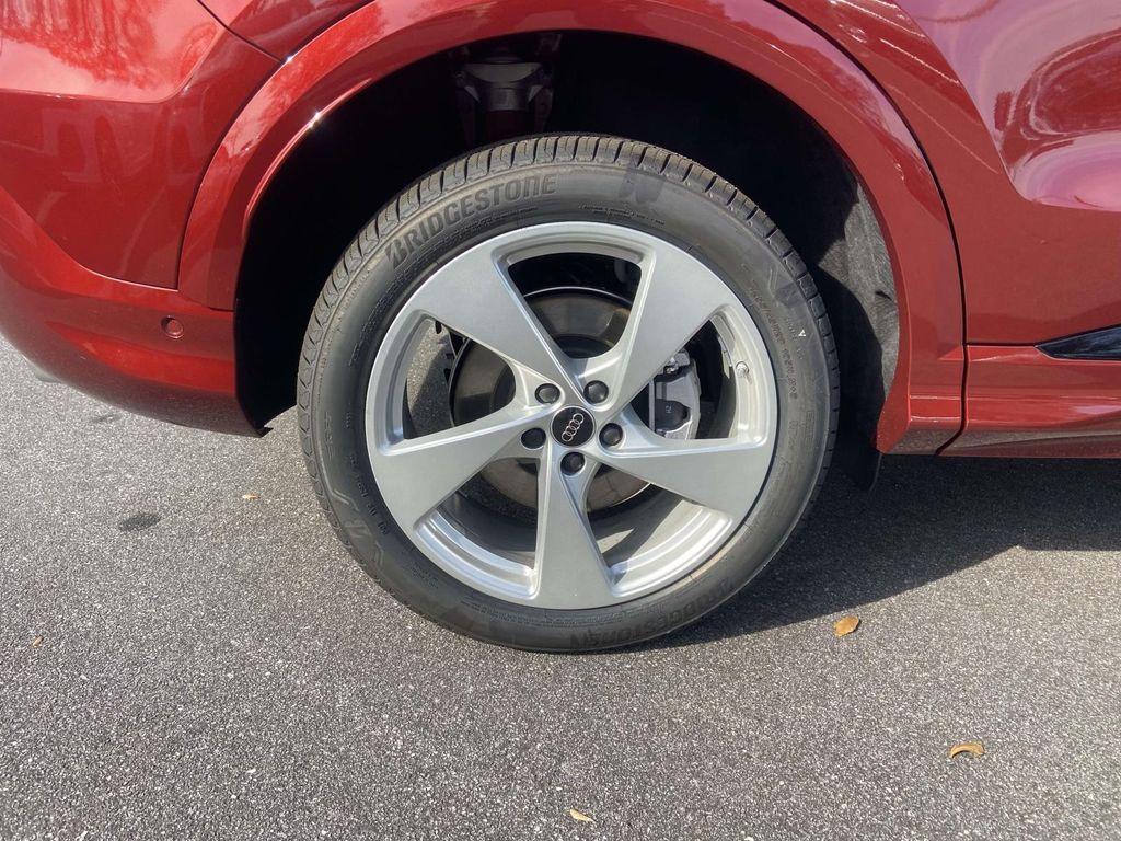 new 2025 Audi Q5 car, priced at $60,860