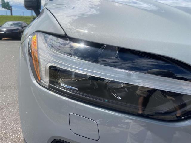 new 2025 Volvo XC60 car, priced at $55,360