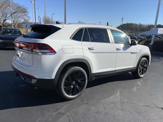 new 2025 Volkswagen Atlas Cross Sport car, priced at $45,216