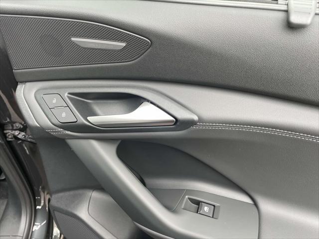 new 2025 Audi Q6 e-tron car, priced at $77,275