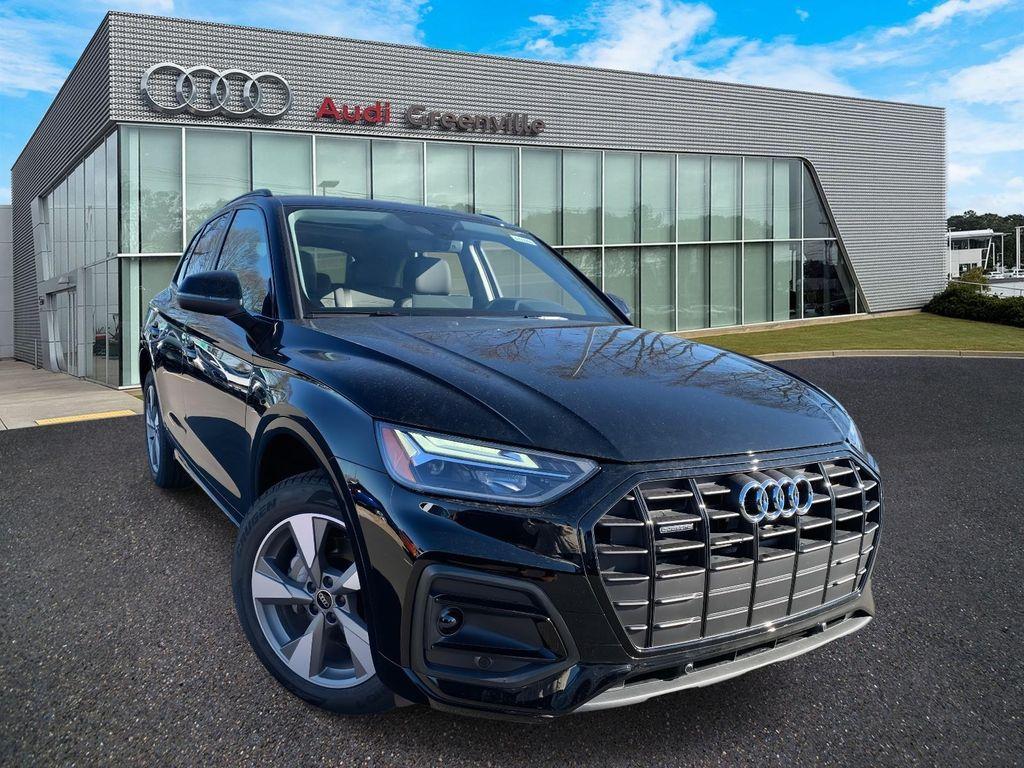 new 2025 Audi Q5 car, priced at $46,937