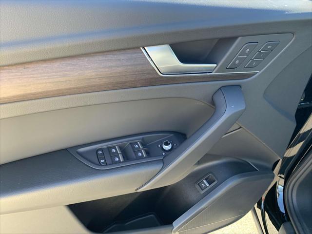 new 2025 Audi Q5 car, priced at $49,655