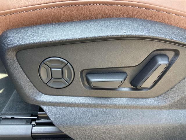 new 2025 Audi Q7 car, priced at $77,890