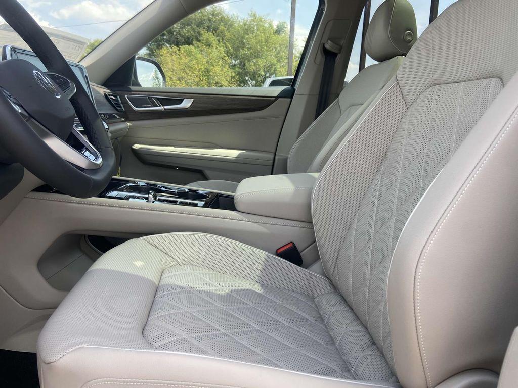 new 2026 Volkswagen Atlas car, priced at $57,551