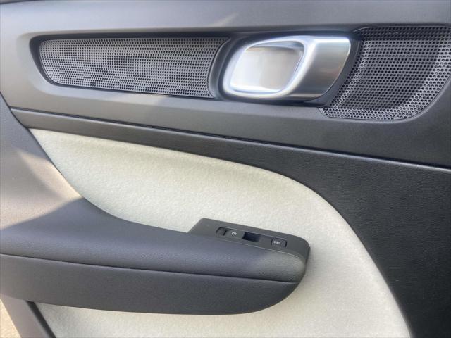 new 2025 Volvo XC40 car, priced at $48,335