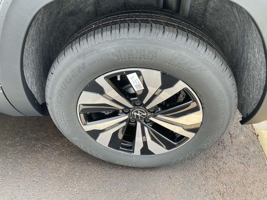 new 2025 Volkswagen Atlas Cross Sport car, priced at $39,316