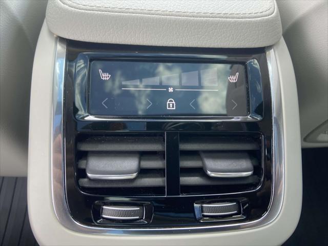 used 2022 Volvo XC90 car, priced at $43,995