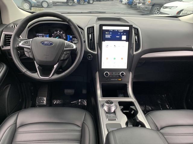 used 2024 Ford Edge car, priced at $31,999