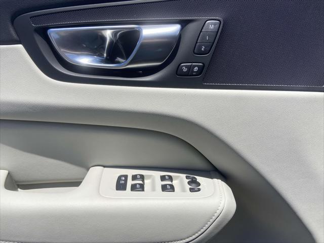 new 2025 Volvo XC60 car, priced at $54,585