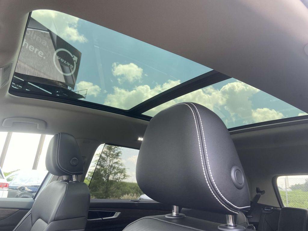 new 2026 Volkswagen Atlas car, priced at $52,541
