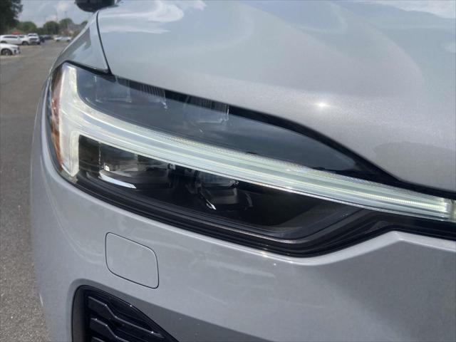 new 2025 Volvo XC60 car, priced at $60,660