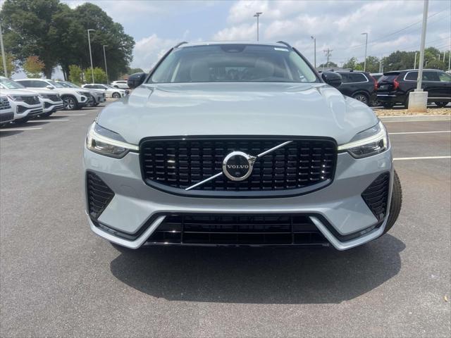 new 2025 Volvo XC60 car, priced at $60,660