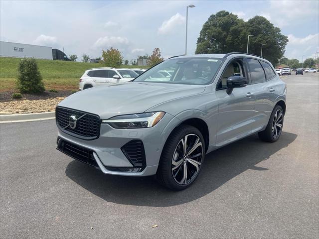 new 2025 Volvo XC60 car, priced at $60,660