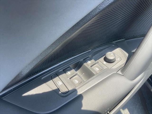 new 2025 Volkswagen Tiguan car, priced at $34,315