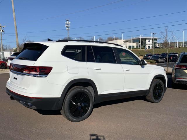 new 2025 Volkswagen Atlas car, priced at $46,120