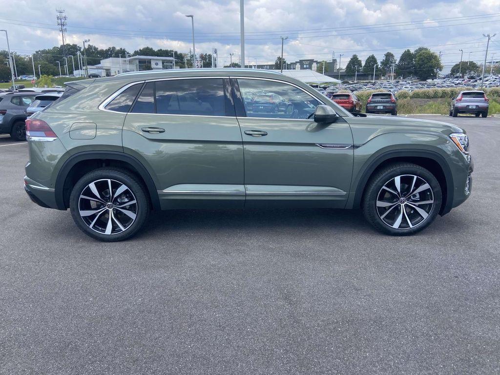 new 2026 Volkswagen Atlas Cross Sport car