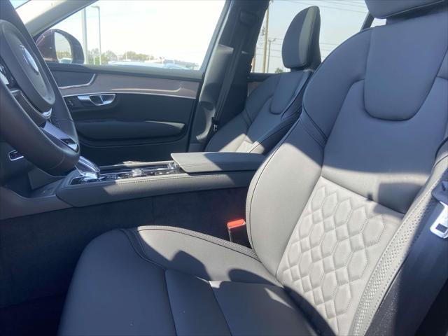 new 2025 Volvo XC90 car