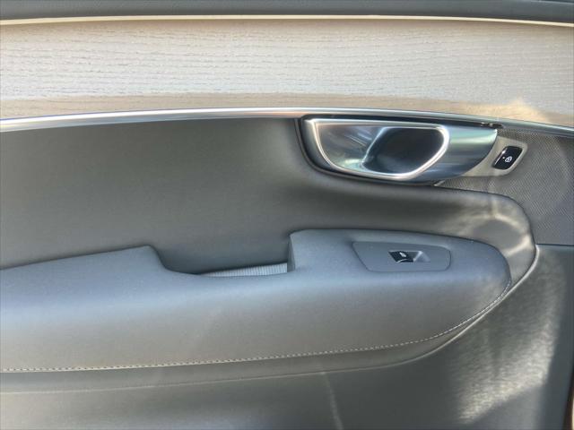 new 2025 Volvo XC90 car