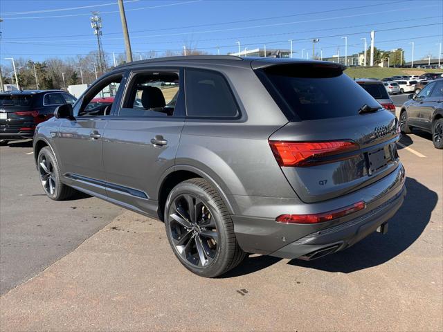 new 2025 Audi Q7 car, priced at $76,690