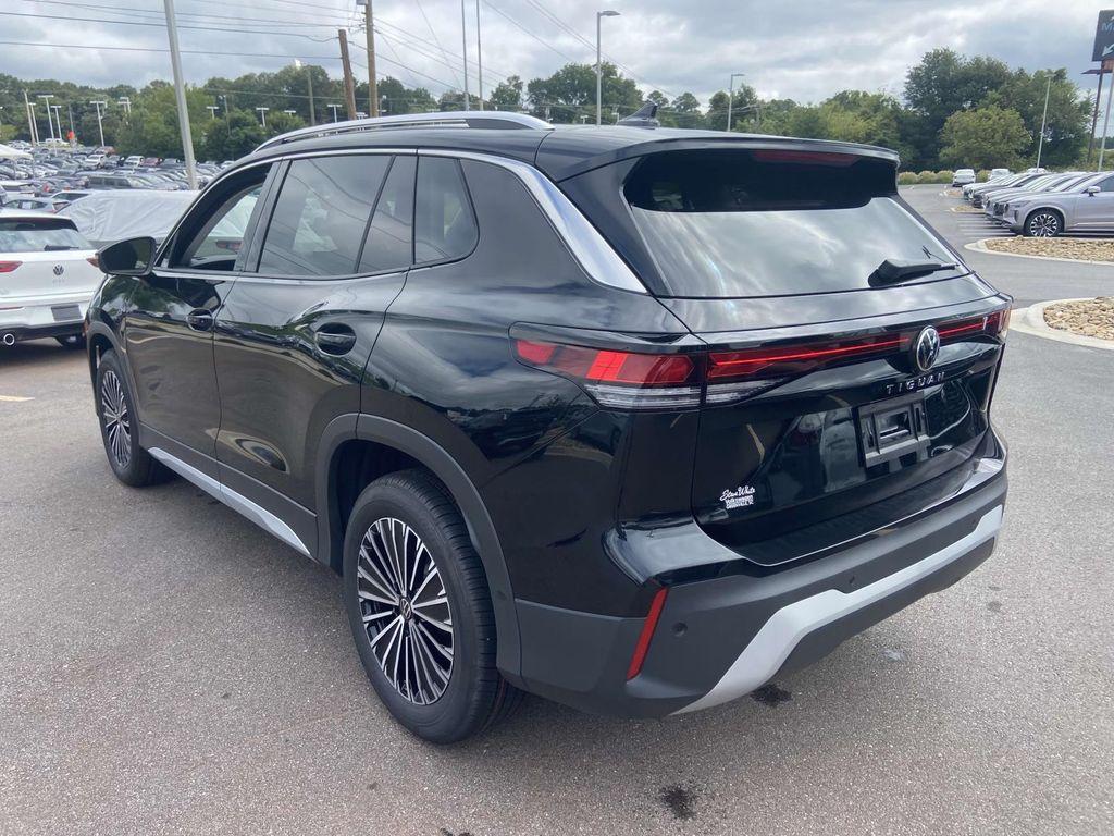 new 2025 Volkswagen Tiguan car, priced at $32,160