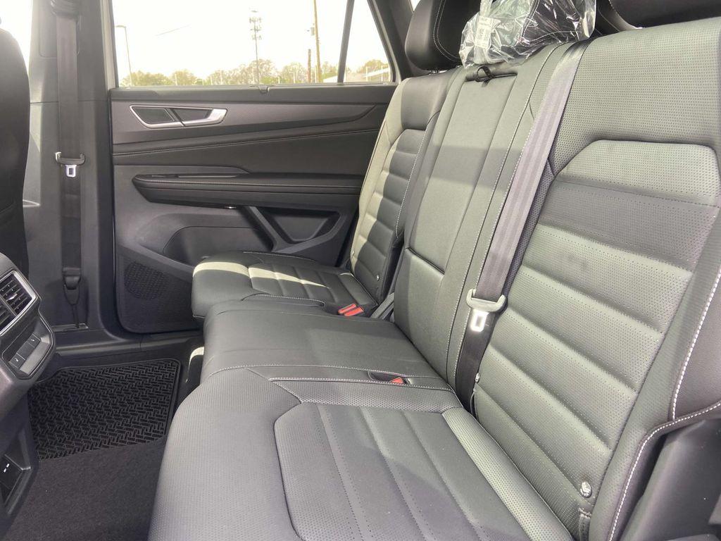 new 2025 Volkswagen Atlas Cross Sport car, priced at $52,291