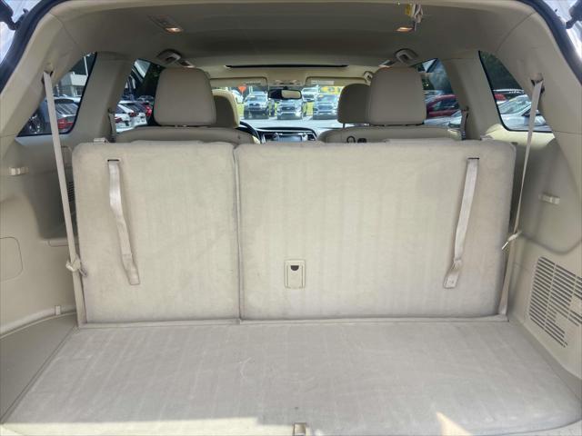 used 2015 Toyota Highlander car, priced at $17,999
