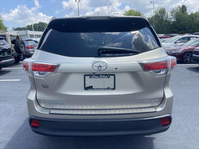 used 2015 Toyota Highlander car, priced at $17,999