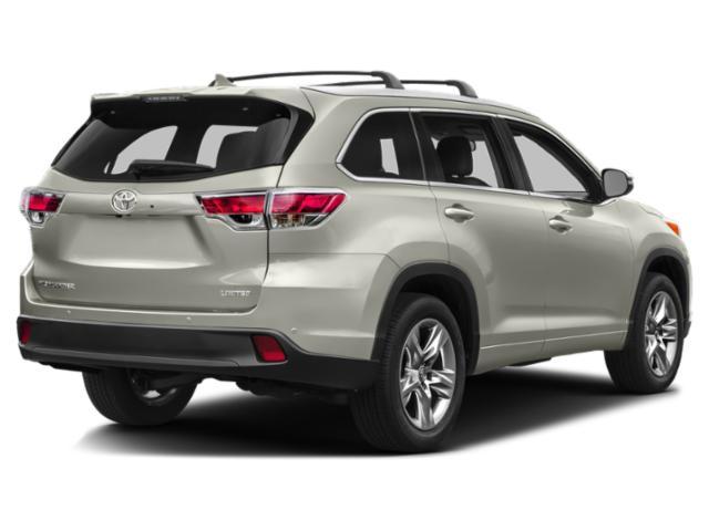 used 2015 Toyota Highlander car, priced at $17,999