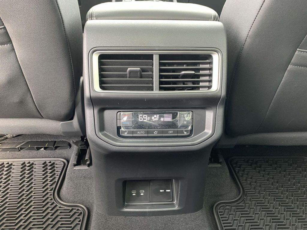new 2025 Volkswagen Atlas car, priced at $48,936