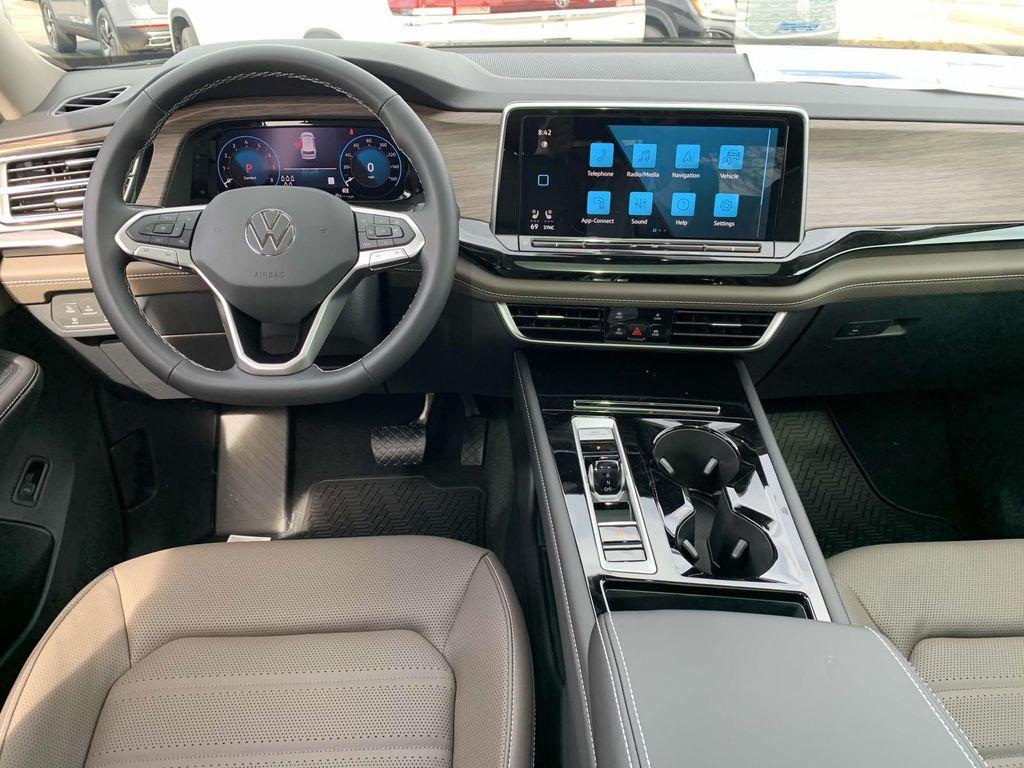 new 2025 Volkswagen Atlas car, priced at $48,936