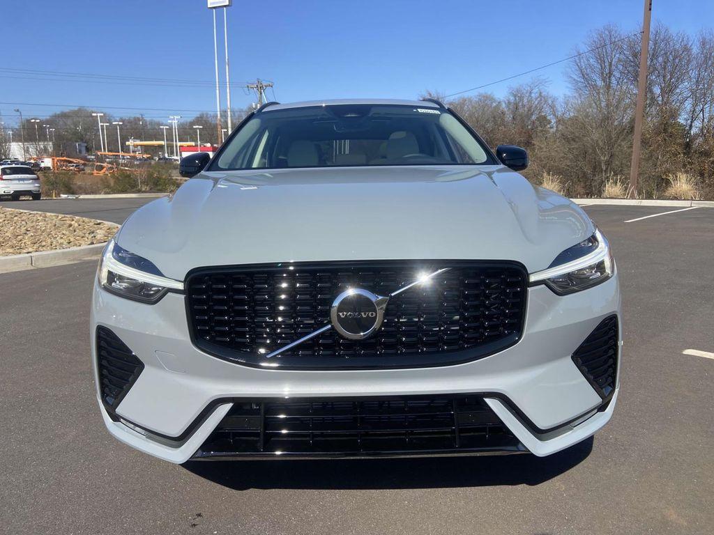 new 2025 Volvo XC60 car, priced at $48,345